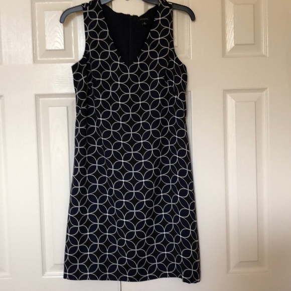 Ann Taylor Dresses & Skirts - Ann Taylor patterned dress